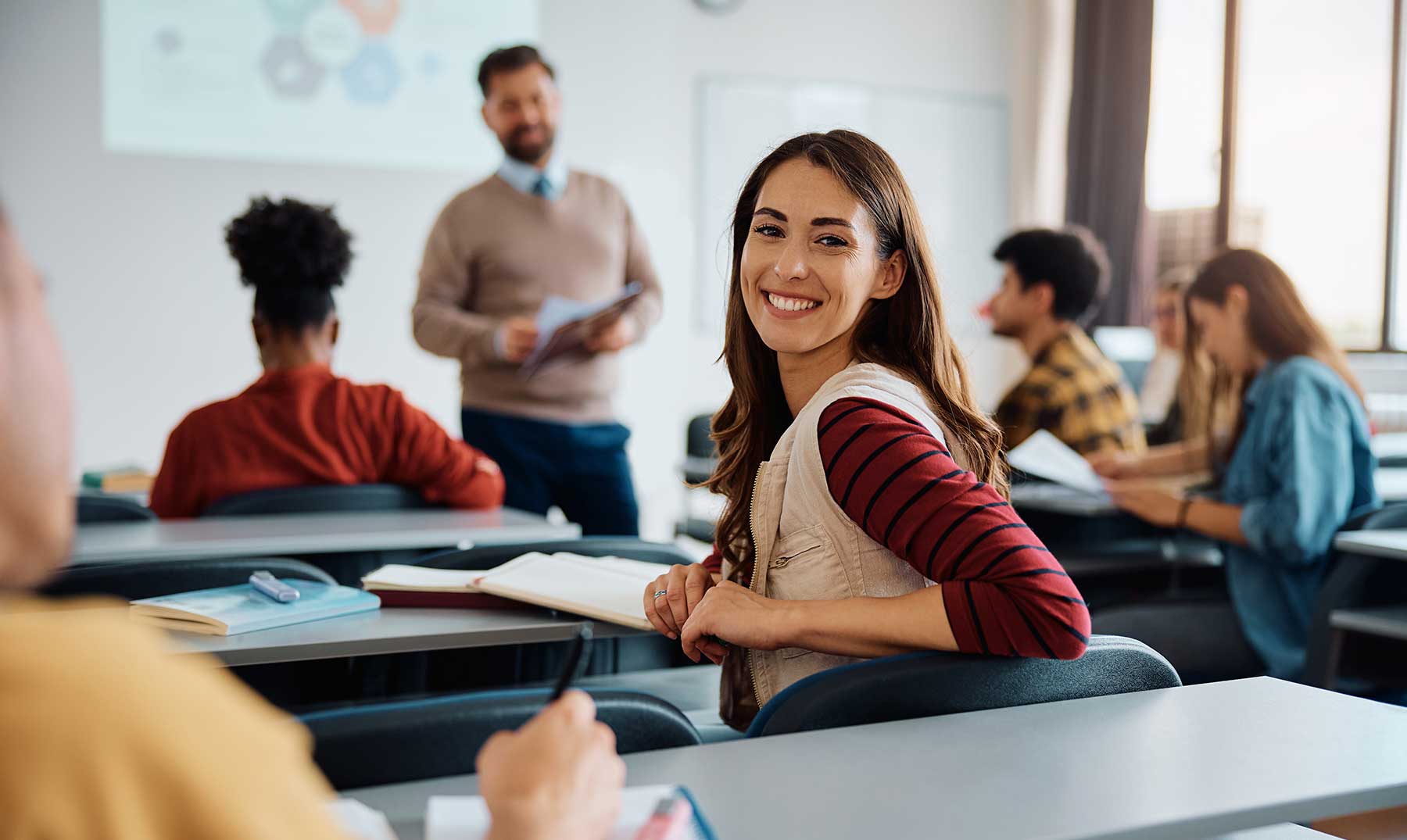 5 becas para estudiar inglés en el extranjero 2025