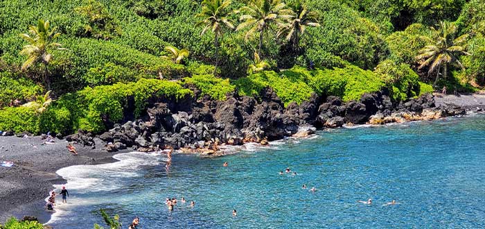 Honokalani Beach, Hawaii, entre las bahías más bellas del planeta 
