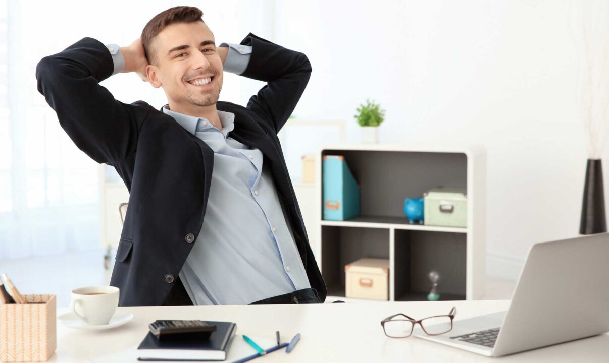 Trabajos-fáciles-Top-5-para-ganar-bien-sin-padecer-por-estrés