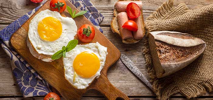 Comer huevos aumenta tus niveles de colesterol | Mitos sobre la alimentación